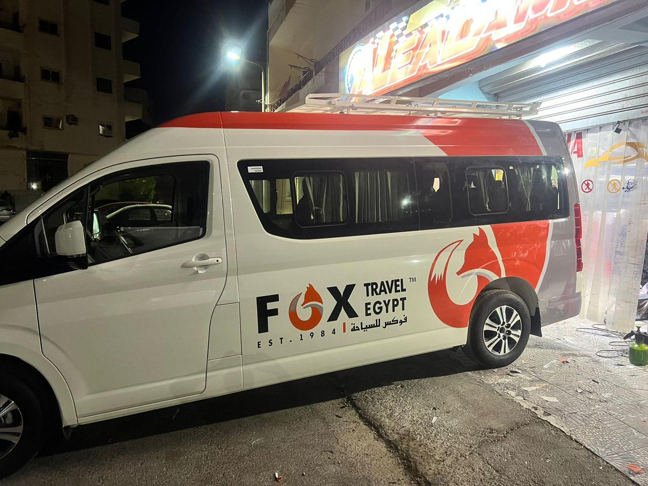 Toyota Hiace (z Asuanu do Hurghady)